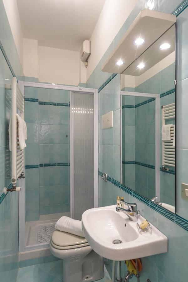 Casa Linda Vista Da Sogno, Piscina E Tennis Rapallo Kültér fotó